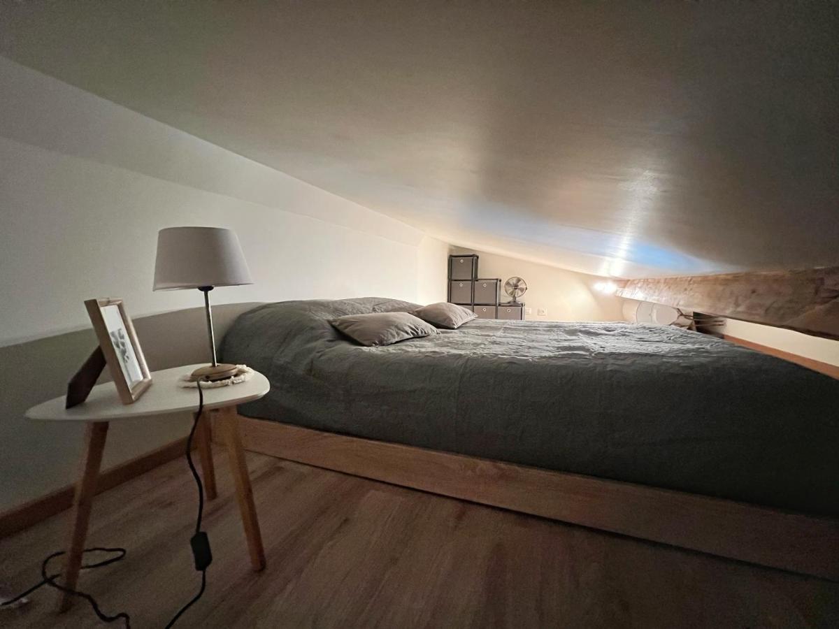 Studio Neuf Entierement Equipe Et Bien Situe. Apartman Párizs Kültér fotó